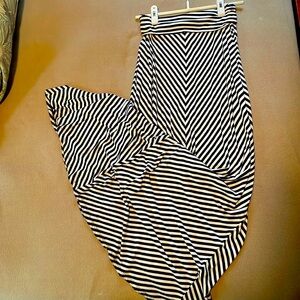 Women’s Maxi skirt